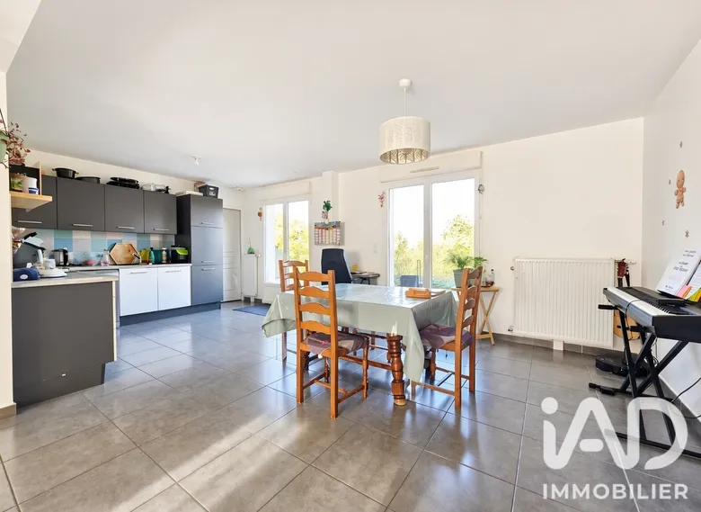 Maison 6 pièces 98 m² · à Saint-Martin-de-Nigelles · 98 m² · 279 000 €