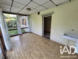 Maison à Neuilly-le-Réal (03340)