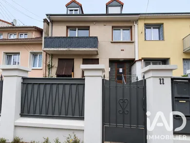 Immeuble à Drancy (93700)