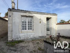 Maison à Mauzé-sur-le-Mignon (79210)