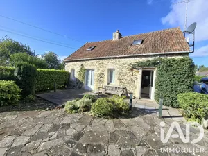 Maison de campagne à Montaigu-la-Brisette (50700)