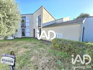 Maison à Émerainville (77184)