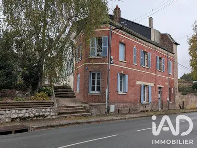 Maison de ville à Aumale (76390)