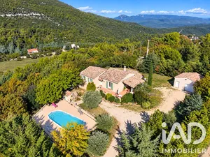 House in Plan-d'Aups-Sainte-Baume (83640)