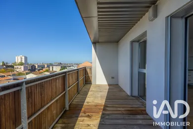Appartement à Bordeaux (33300)