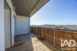 Appartement à Bordeaux (33300)