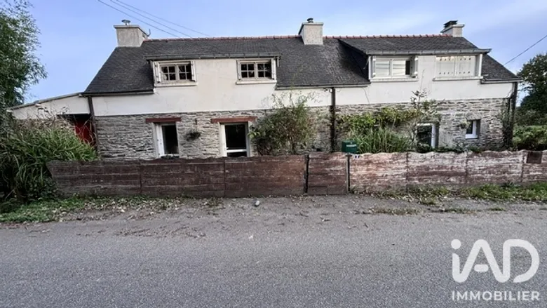 Maison 6 pièces 110 m² · à Lennon · 109,8 m² · 95 000 €