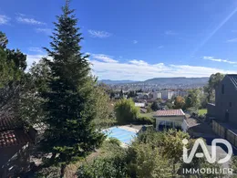 Maison à Clermont-Ferrand (63100)