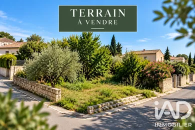 Terrain à bâtir à Cairanne (84290)