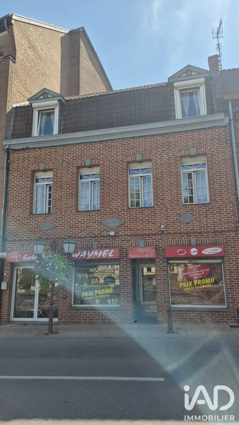 Local commercial 100 m² · à Saint-Amand-les-Eaux · 100 m² · 195 000 €