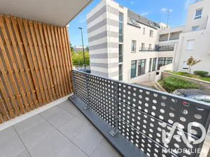 Apartment in Saint-Jacques-de-la-Lande (35136)