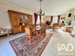 Pavillon à Laval (53000)