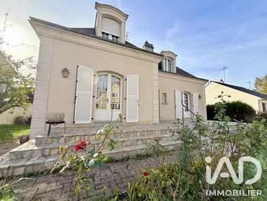 Pavillon à Laval (53000)