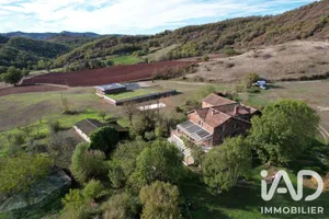Domaine à Saint-Affrique (12400)