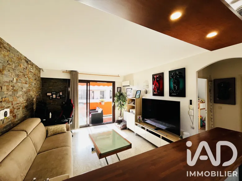 Appartement 2 pièces 46 m² · à Saint-Laurent-du-Var · 45,5 m² · 255 000 €