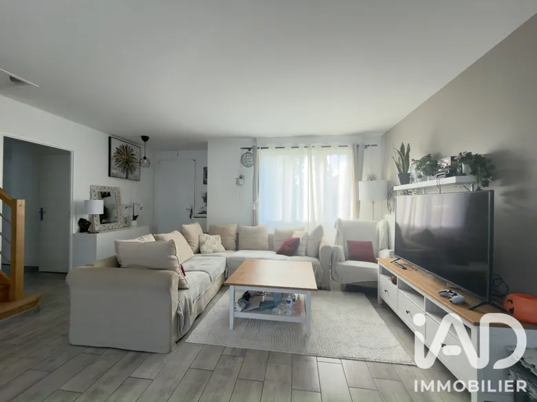 Maison 6 pièces 103 m² · à Bruyères-sur-Oise · 103 m² · 345 000 €