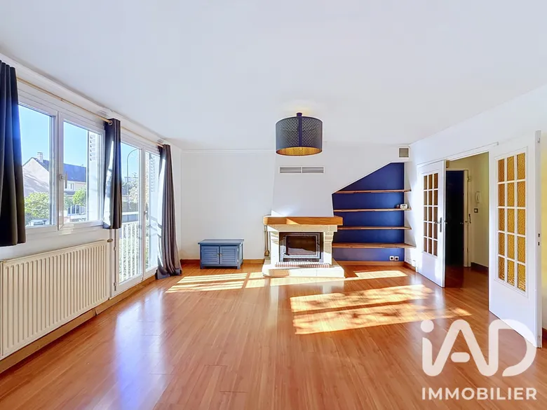 Appartement 3 pièces 57 m² · au Plessis-Trévise · 56,9 m² · 195 000 €