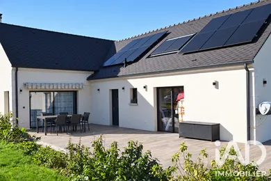 Maison d'architecte à Moyvillers (60190)