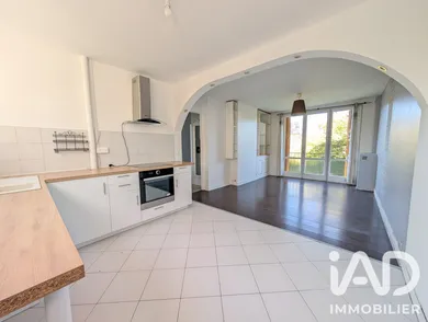 Appartement à La Rochette (77000)