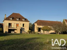 Maison traditionnelle à Tauriac (46130)