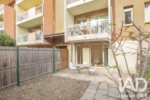 Apartment in Toulouse (31200)