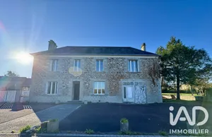 Maison de ville à Quettreville-sur-Sienne (50660)