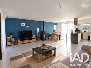 Maison à Villers-Bretonneux (80800)