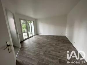 Appartement à Combs-la-Ville (77380)