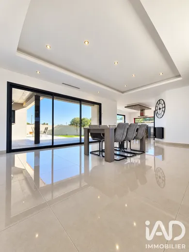 Maison d'architecte à Pia (66380)