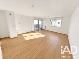 Apartment in Saint-Jacques-de-la-Lande (35136)