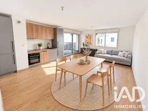 Apartment in Saint-Jacques-de-la-Lande (35136)