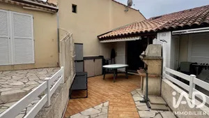 Pavillon à Fleury (11560)