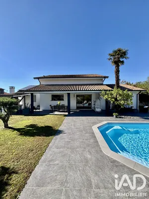 Maison à Villenave-d'Ornon (33140)