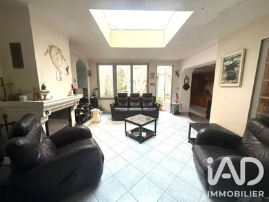 Immeuble à Chézy-sur-Marne (02570)