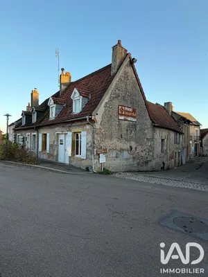 Maison de village à Issy-l'Évêque (71760)