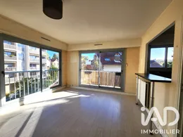 Apartment in Clamart (92140)