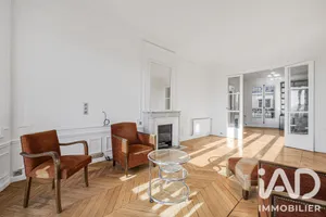 Appartement à Paris (75007)