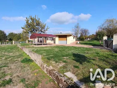 House in Cordelle (42123)