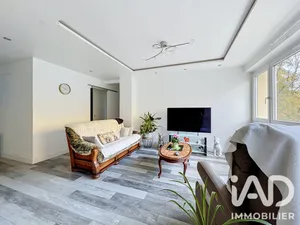 Appartement à Hauts de Bienne (39400)